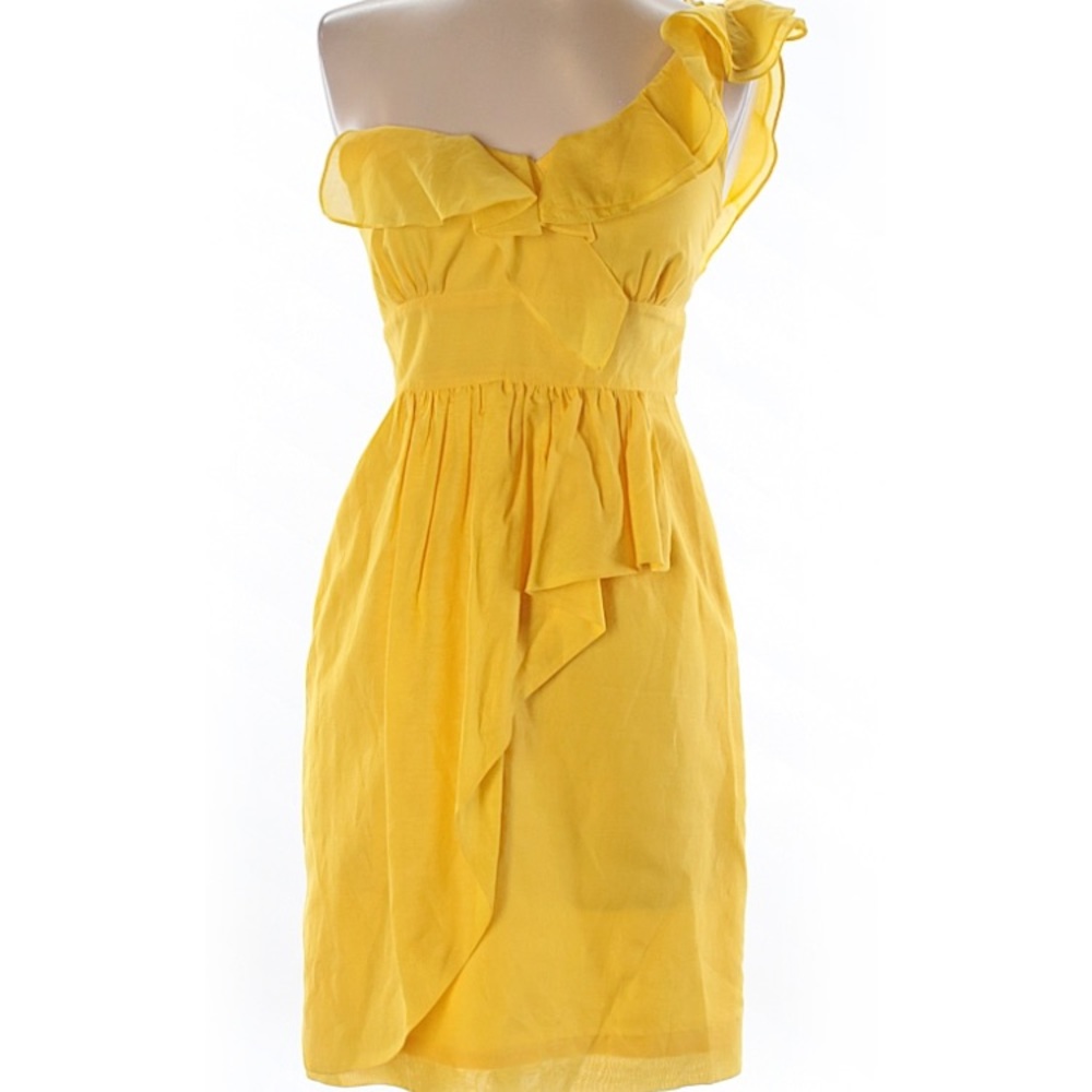 Gianni Bini yellow cocktail dress